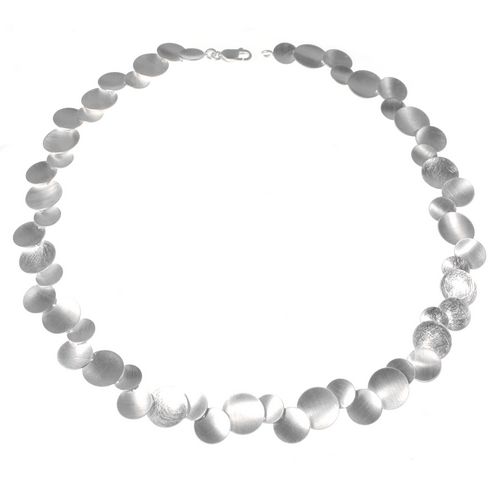 Hammered Silver Circles Necklace by Tezer