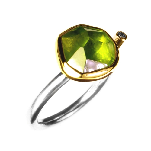 Ring, Peridot and Diamond