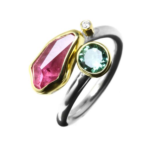 Ring, Pink & Green Tourmaline, Diamond 3.5ct