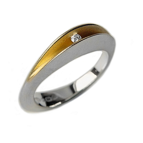 Ring Partially Slit Shell Ring with 3pt Diamond