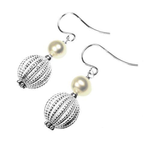 Pearl Earrings + Ridge ball